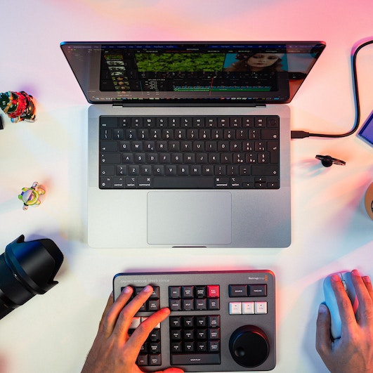Editing for Adults; Adobe Premiere Fundamentals & Techniques (Ages 18+) – Session 1 Editing for Adults; Adobe Premiere Fundamentals & Techniques (Ages 18+) – Session 1