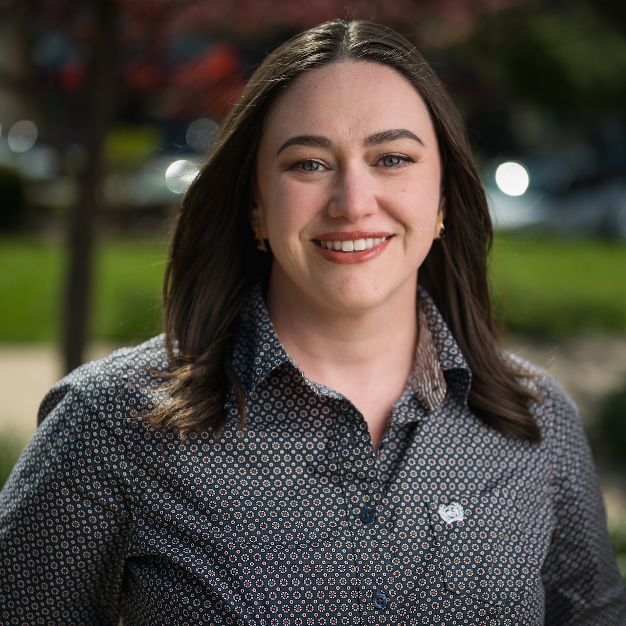 Mercedez Valadez (she/her) - Graphic Designer & Illustrator